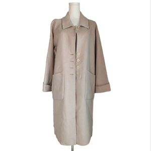 100% wool 🎀 Winter Coat 🎀 light pink/beige long coat one size fits most